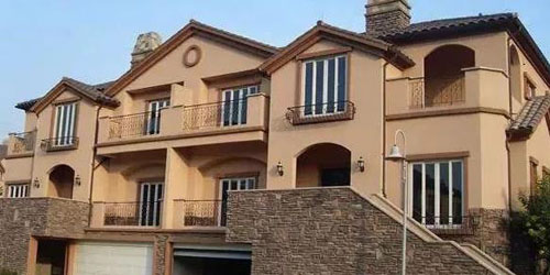 在農村小別墅用真石漆裝修外墻，效果圖美絕了